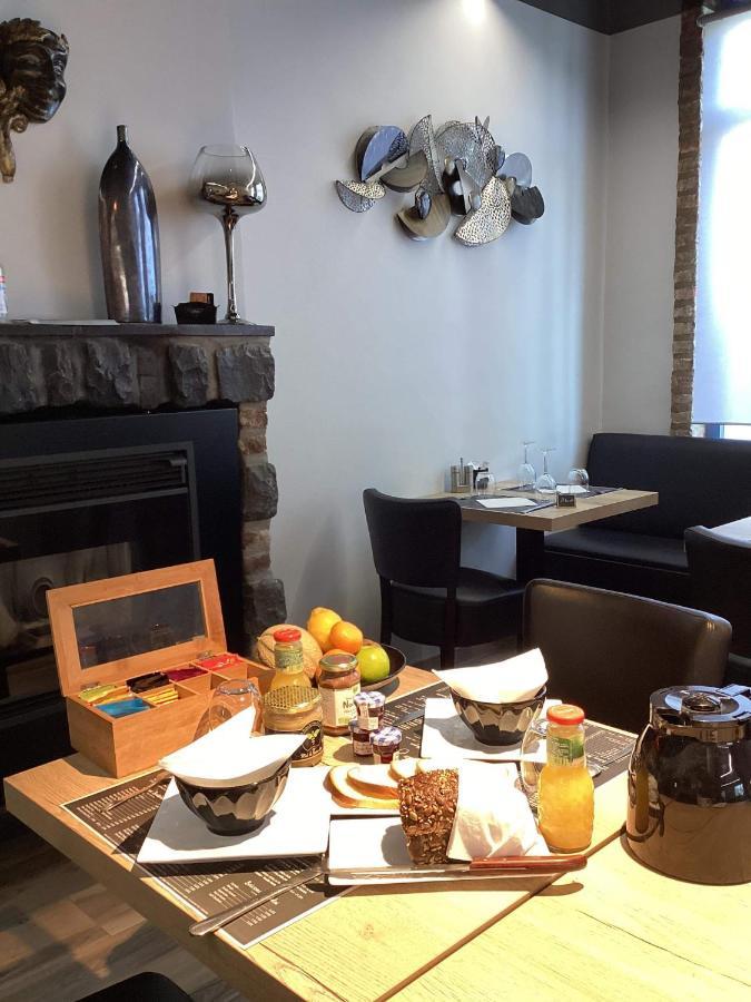 Chooz Auberge De La Voute מראה חיצוני תמונה