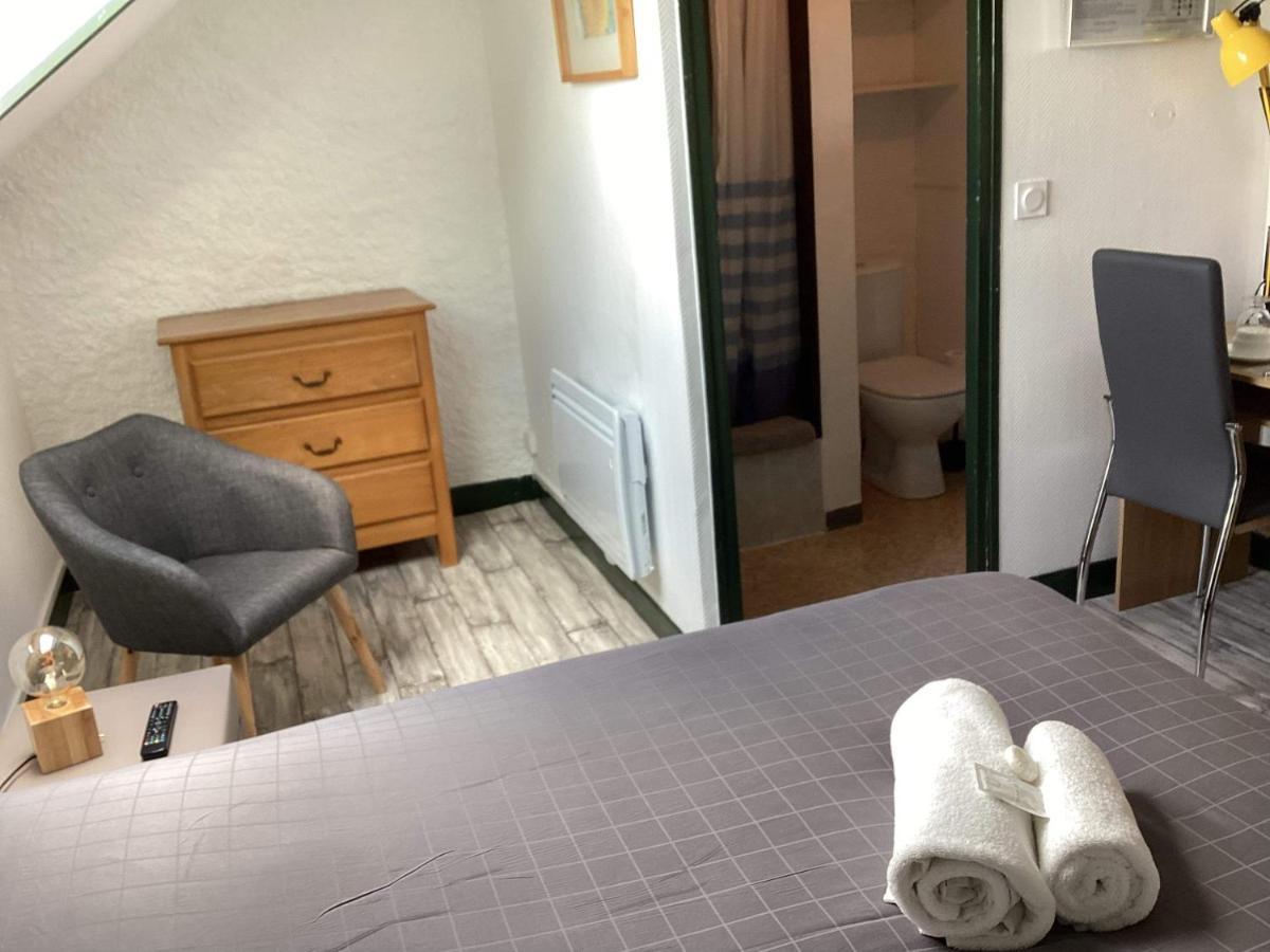 Chooz Auberge De La Voute מראה חיצוני תמונה
