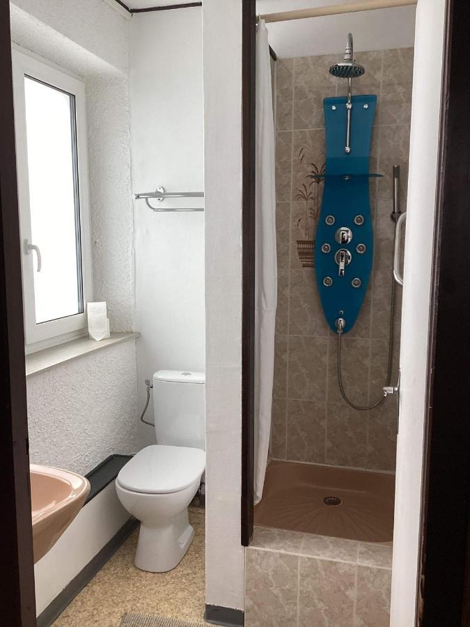 Chooz Auberge De La Voute מראה חיצוני תמונה